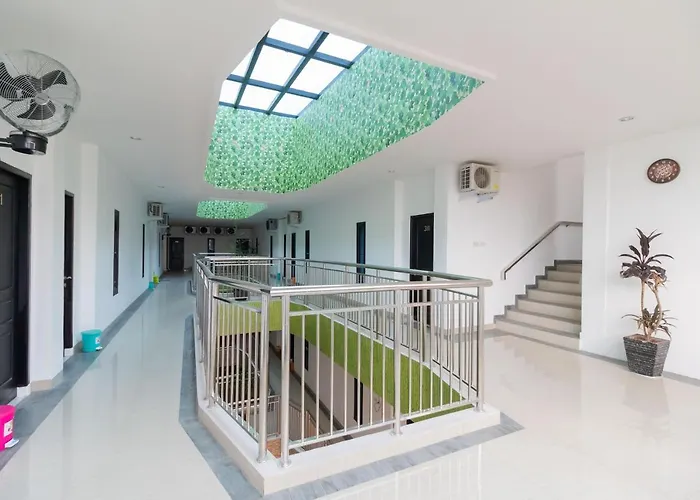 Urbanview Hotel Ephe Palembang